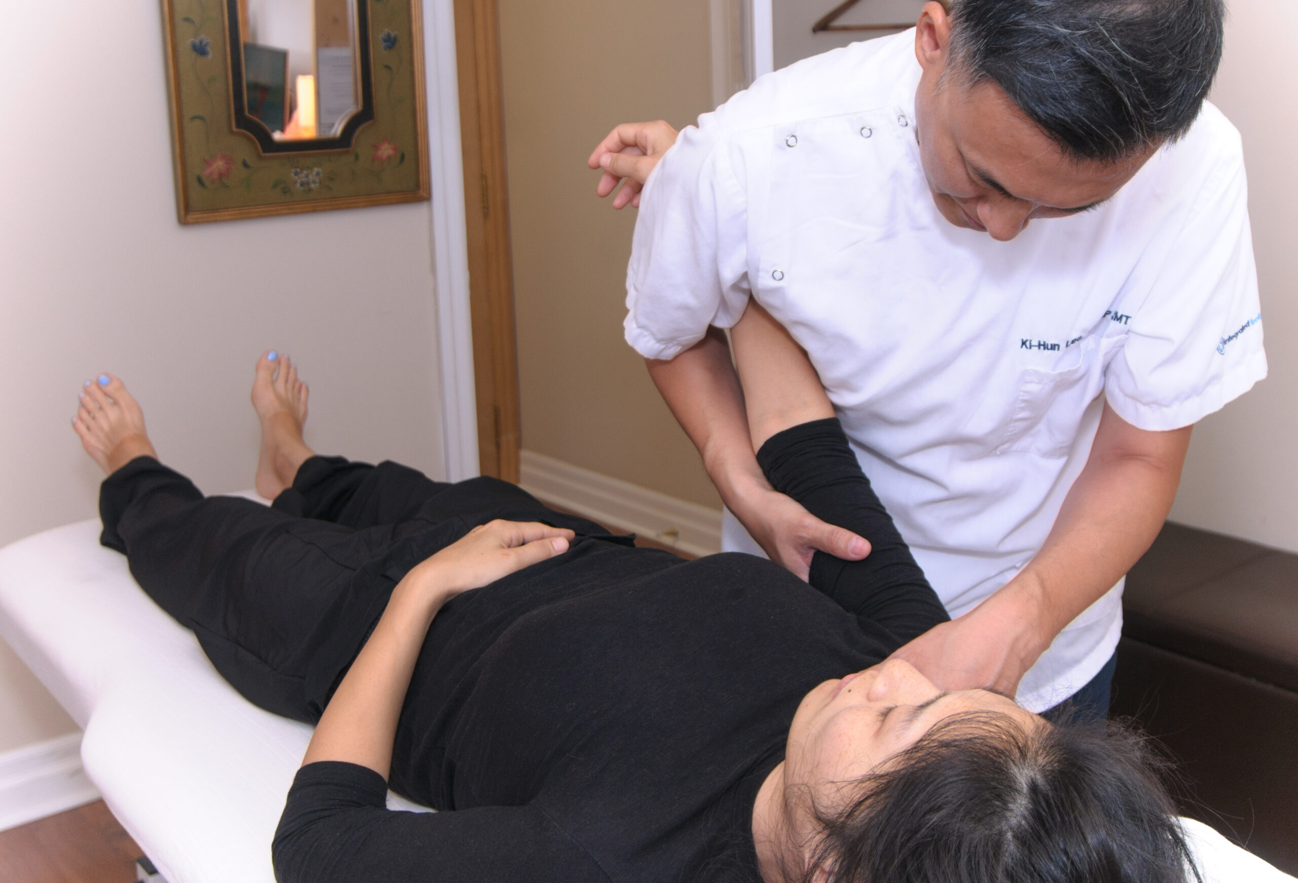 Treating pain with Osteopathy in Toronto